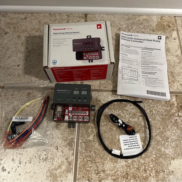 Honeywell Other - Honeywell DB7110U1000 Single Stage On/Off Heat Pump Defrost Ctrl Board DB7110U